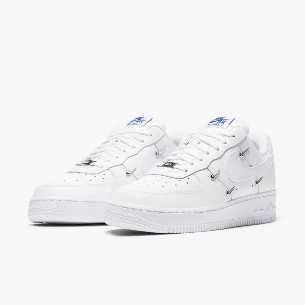 Nike air force 1 with metallic swoosh sale